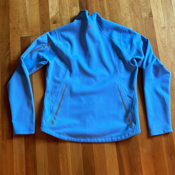 Woman’s Sugoi jacket - Size Medium - Picture 5 of 5
